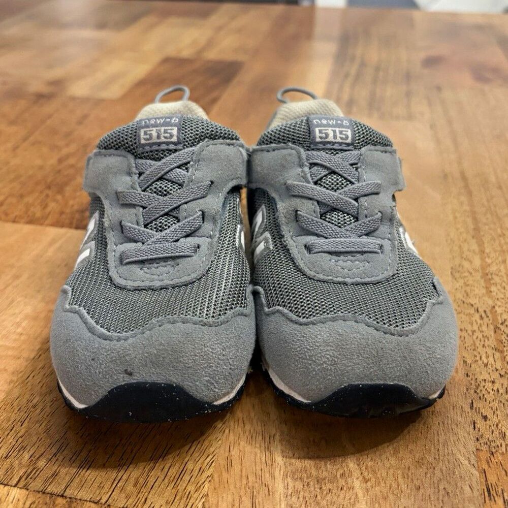 New Balance 515 Unisex Kids Sneakers Gray HookLoop Sz Unknown See Measurements